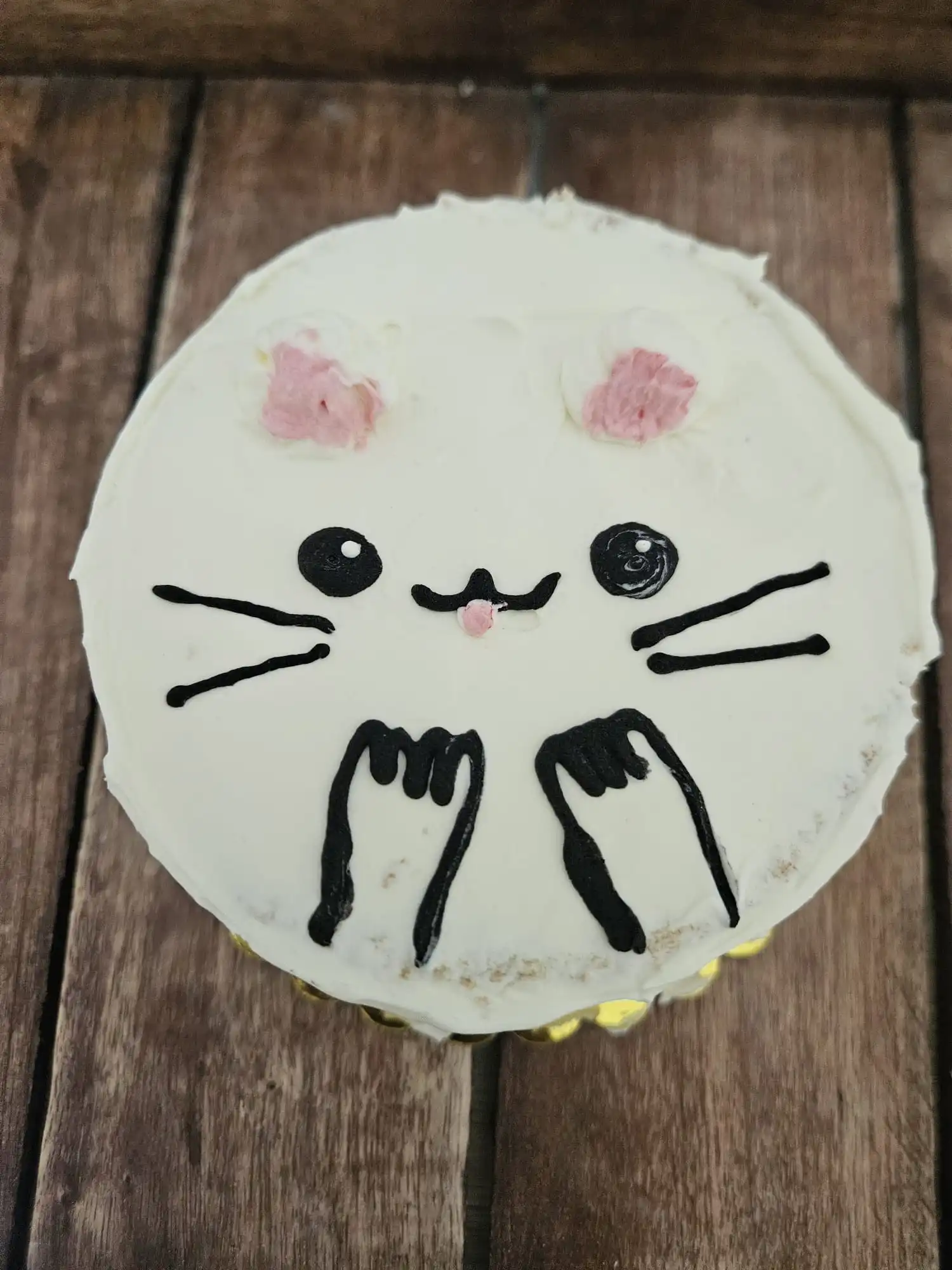 Bento cake blanc en forme de tête de chat