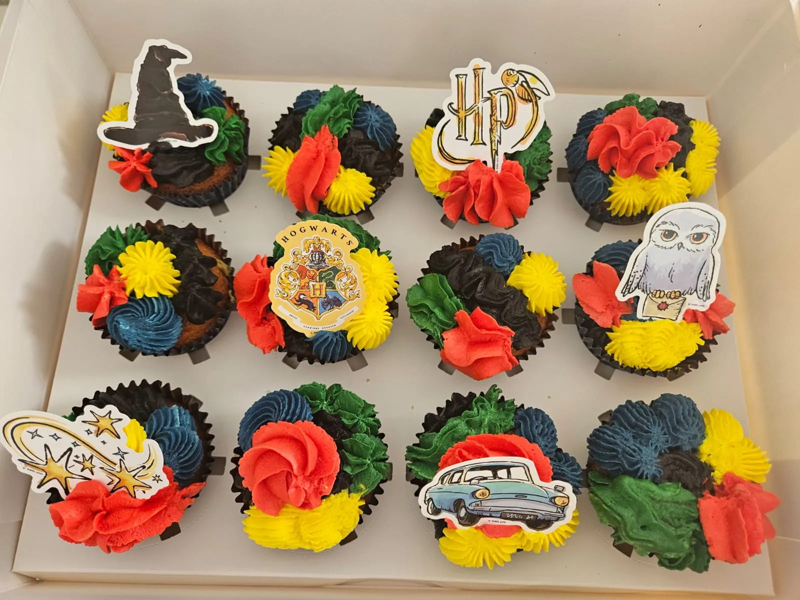 Cupcakes thème Harry Potter aux couleurs des maisons