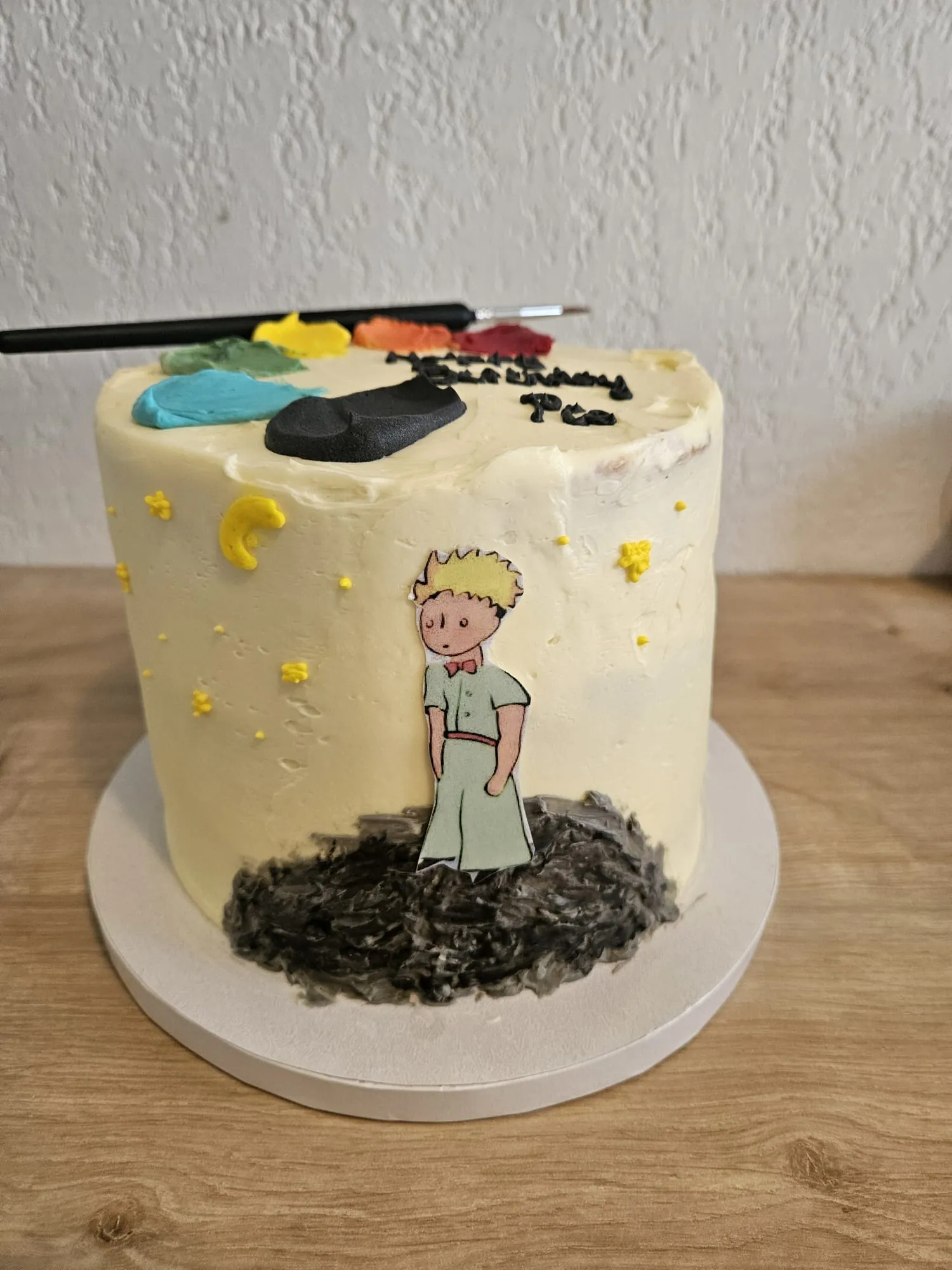 Layer cake ivoire thème Petit Prince, étoiles dorées